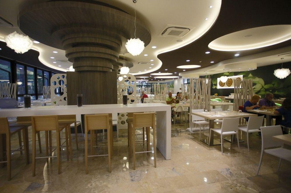 מרינה רומיאה Meridiana Family & Nature Hotel מראה חיצוני תמונה